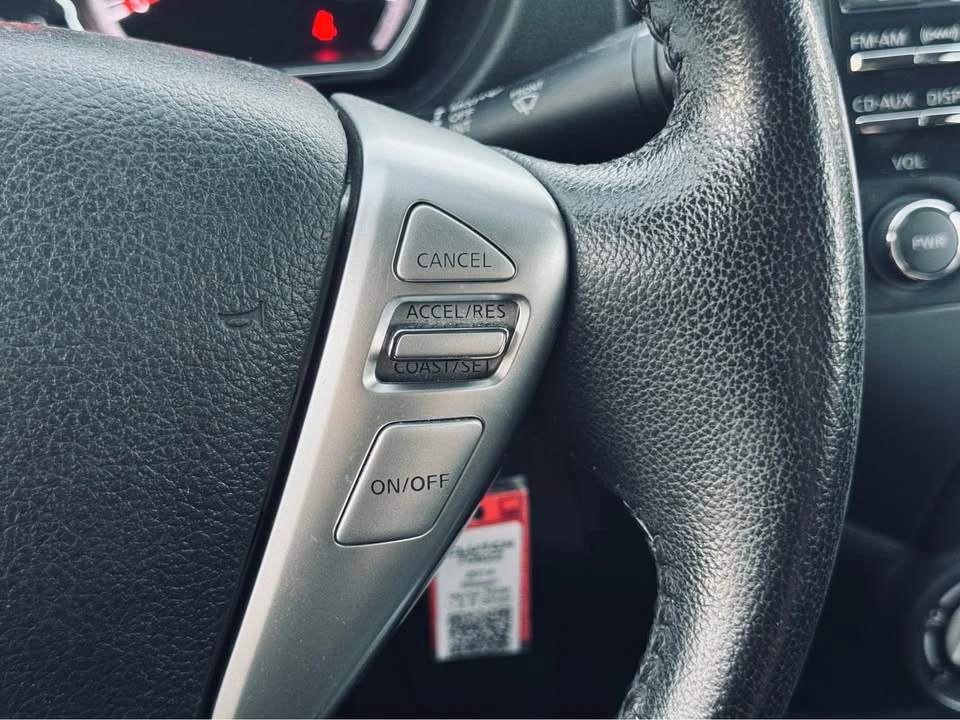 2014 Nissan Versa - Image 11 of 13
