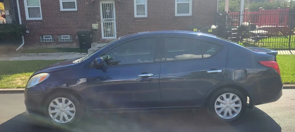 2014 Nissan Versa - Image 2 of 13