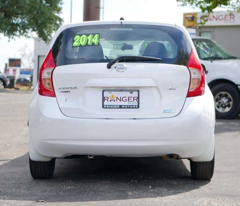 2014 Nissan Versa - Image 4 of 15