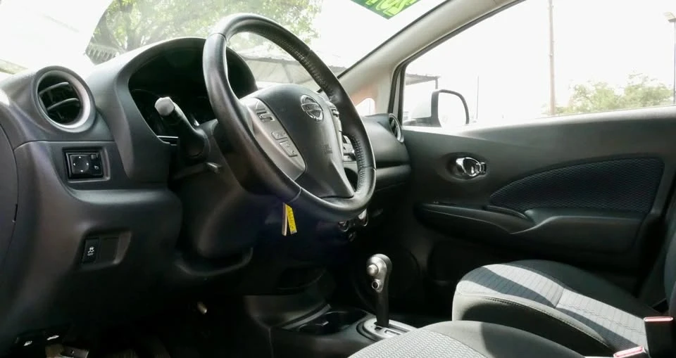 2014 Nissan Versa - Image 12 of 15