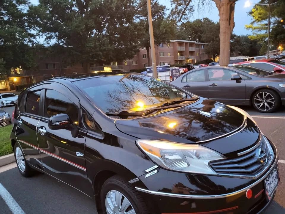 2014 Nissan Versa - Image 2 of 3