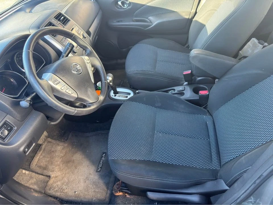 2014 Nissan Versa - Image 2 of 3