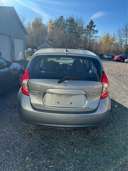 2014 Nissan Versa - Image 3 of 3