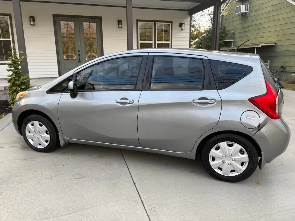 2014 Nissan Versa - Image 3 of 5
