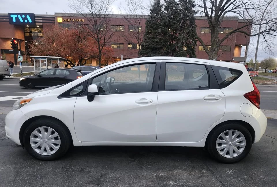 2014 Nissan Versa - Image 4 of 17