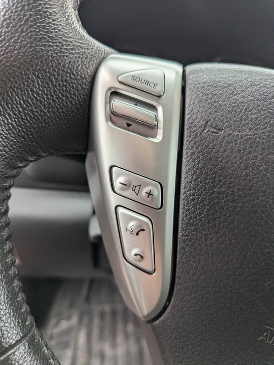 2014 Nissan Versa - Image 7 of 10