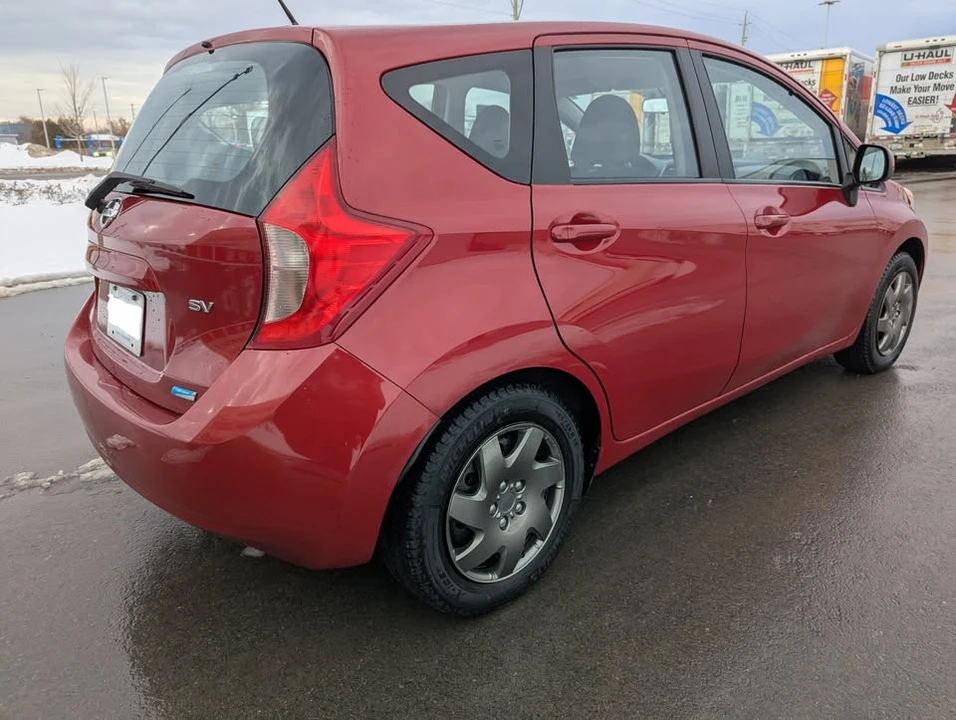 2014 Nissan Versa - Image 2 of 10