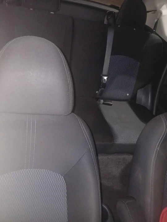 2014 Nissan Versa - Image 10 of 16