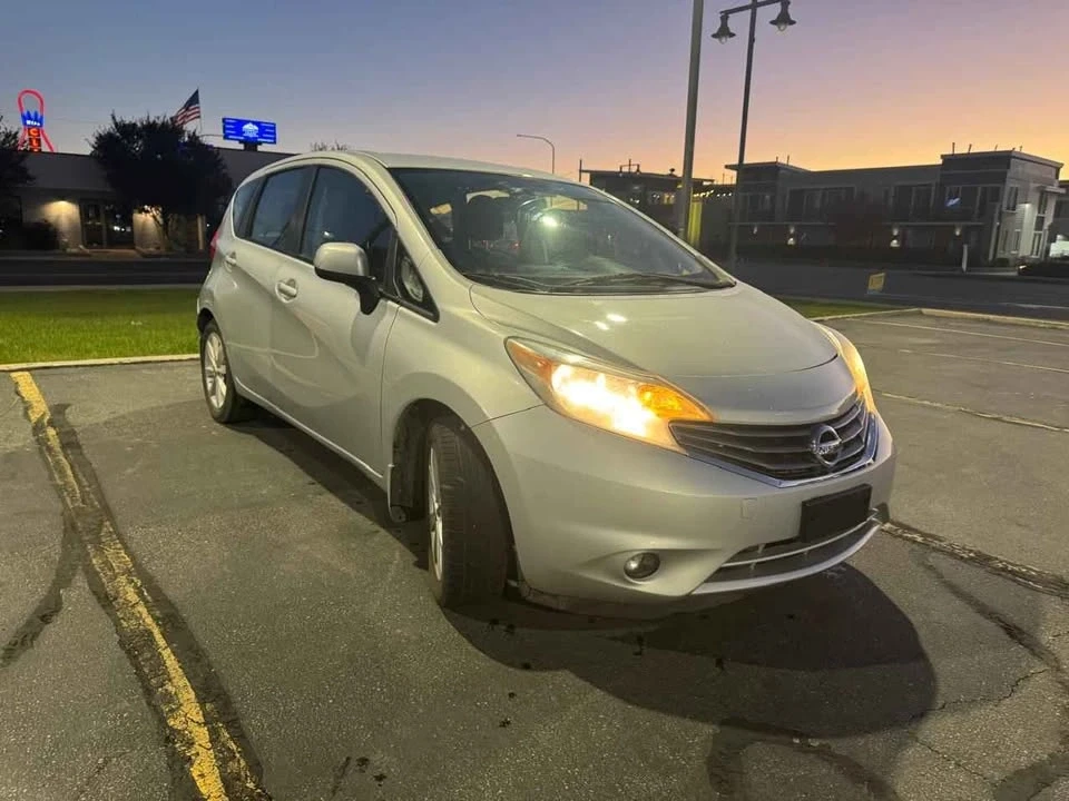2014 Nissan Versa - Image 4 of 5