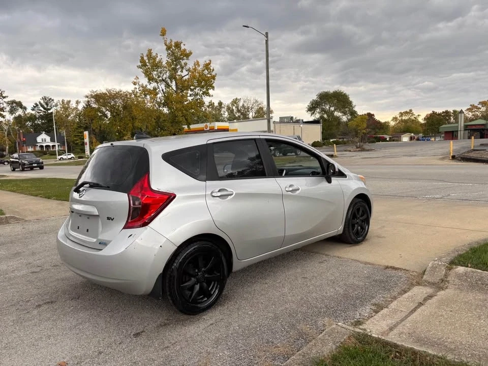 2014 Nissan Versa - Image 7 of 19