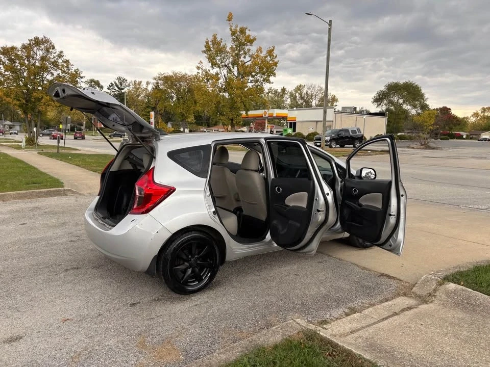 2014 Nissan Versa - Image 18 of 19