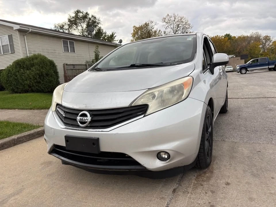 2014 Nissan Versa - Image 4 of 19