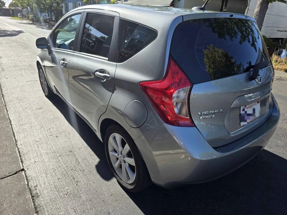 2014 Nissan Versa - Image 2 of 5