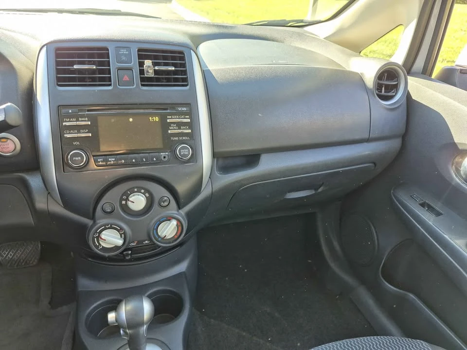 2014 Nissan Versa - Image 8 of 10
