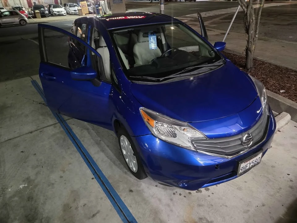 2014 Nissan Versa - Image 4 of 7