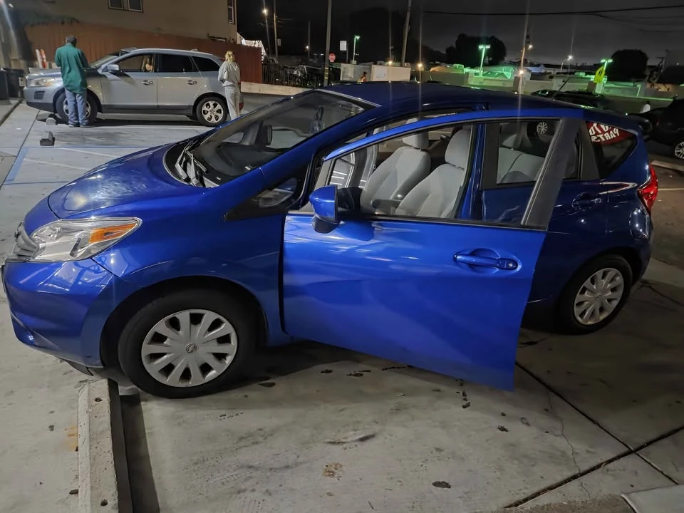2014 Nissan Versa - Image 3 of 7