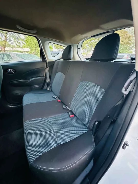 2014 Nissan Versa - Image 6 of 7
