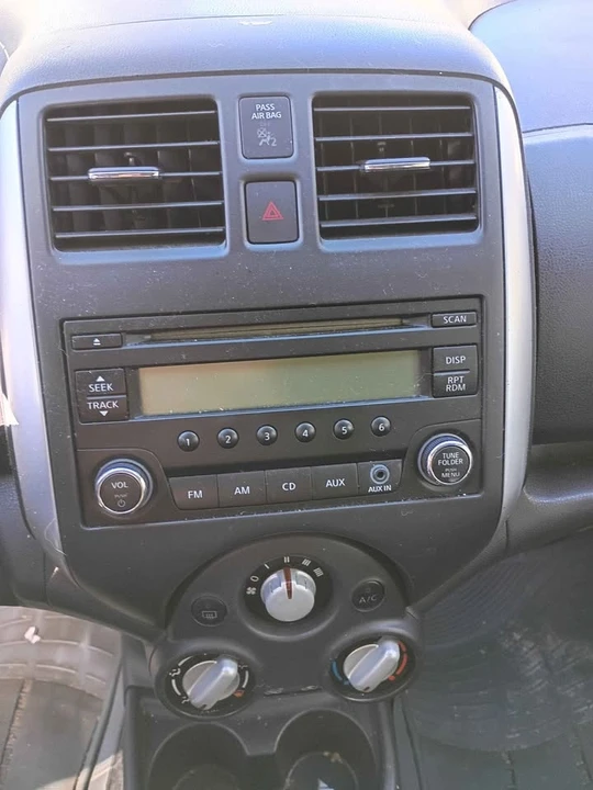 2014 Nissan Versa - Image 3 of 6
