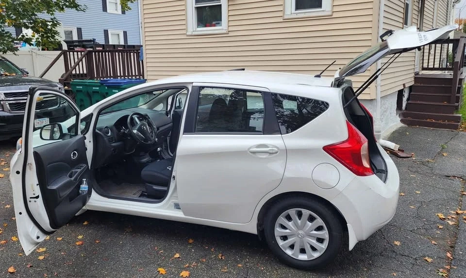 2014 Nissan Versa - Image 3 of 20