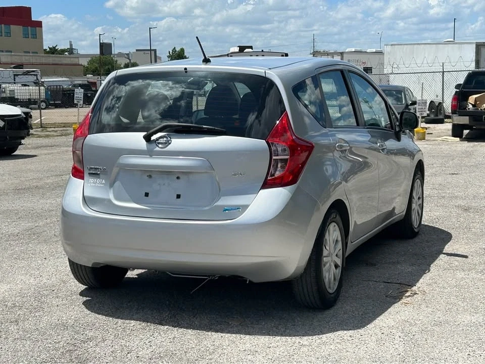 2014 Nissan Versa - Image 7 of 12