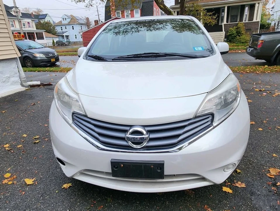 2014 Nissan Versa - Image 15 of 20