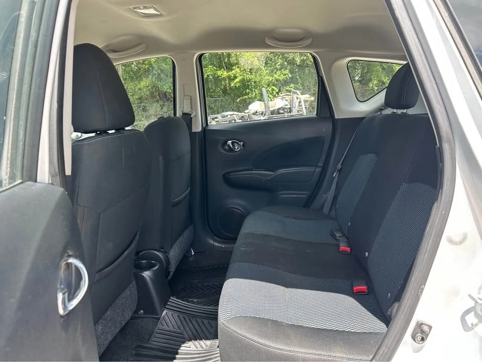 2014 Nissan Versa - Image 10 of 12
