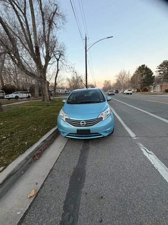 2014 Nissan Versa - Image 7 of 12