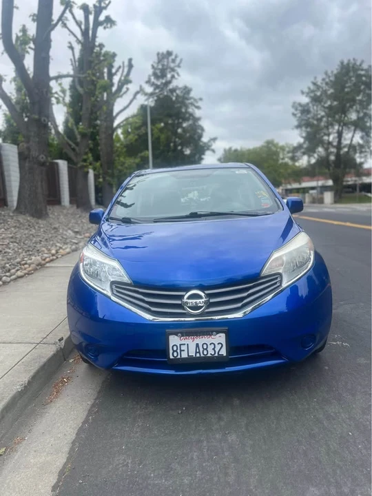 2014 Nissan Versa - Image 2 of 13