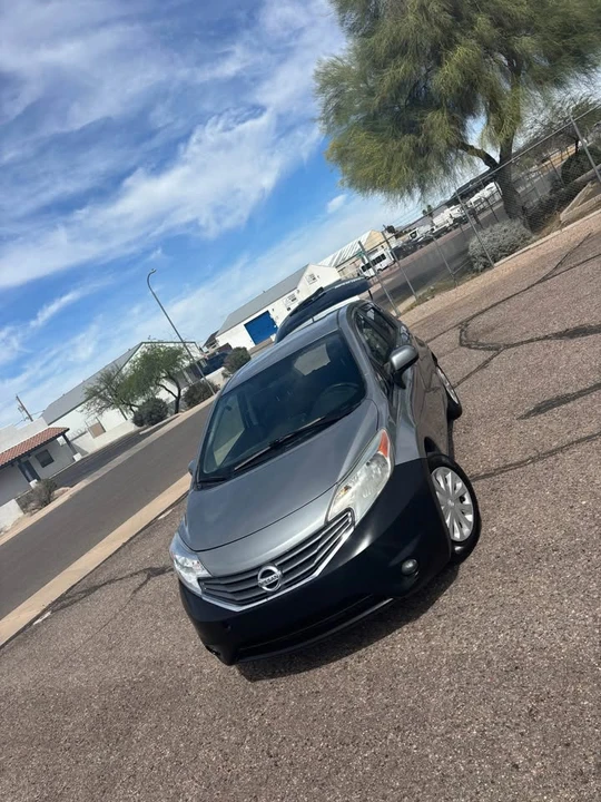 2014 Nissan Versa - Image 4 of 19