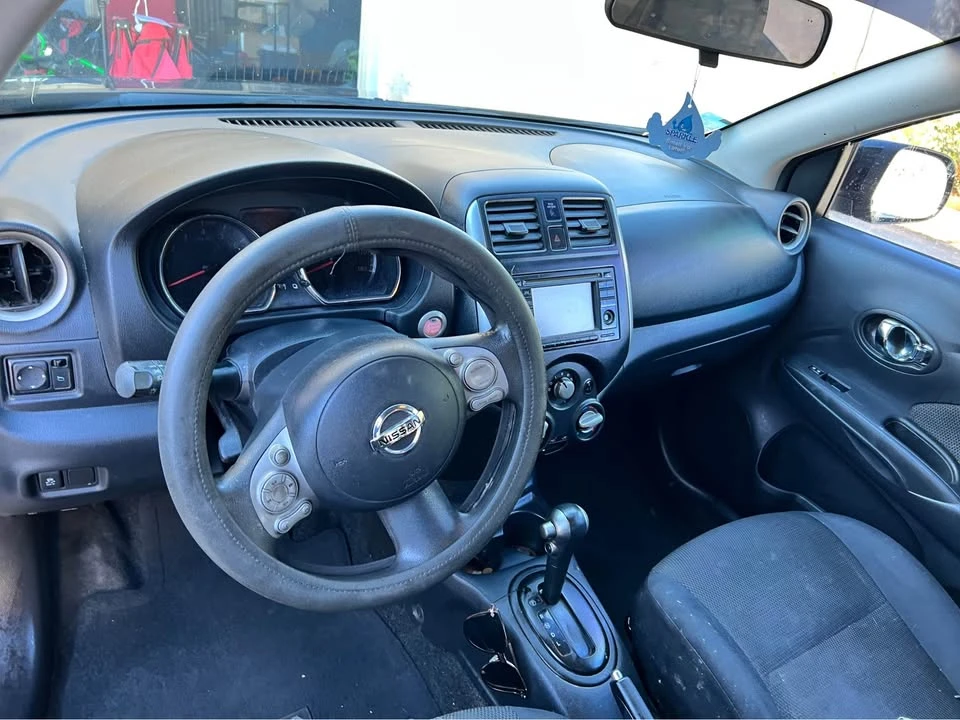 2014 Nissan Versa - Image 2 of 8