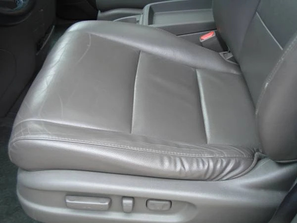 2014 Honda Odyssey - Image 15 of 21