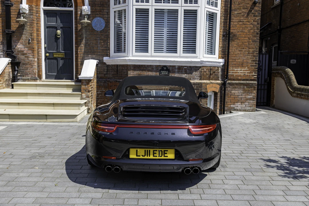 2014 Porsche 991 Carrera 4 - Image 7 of 31