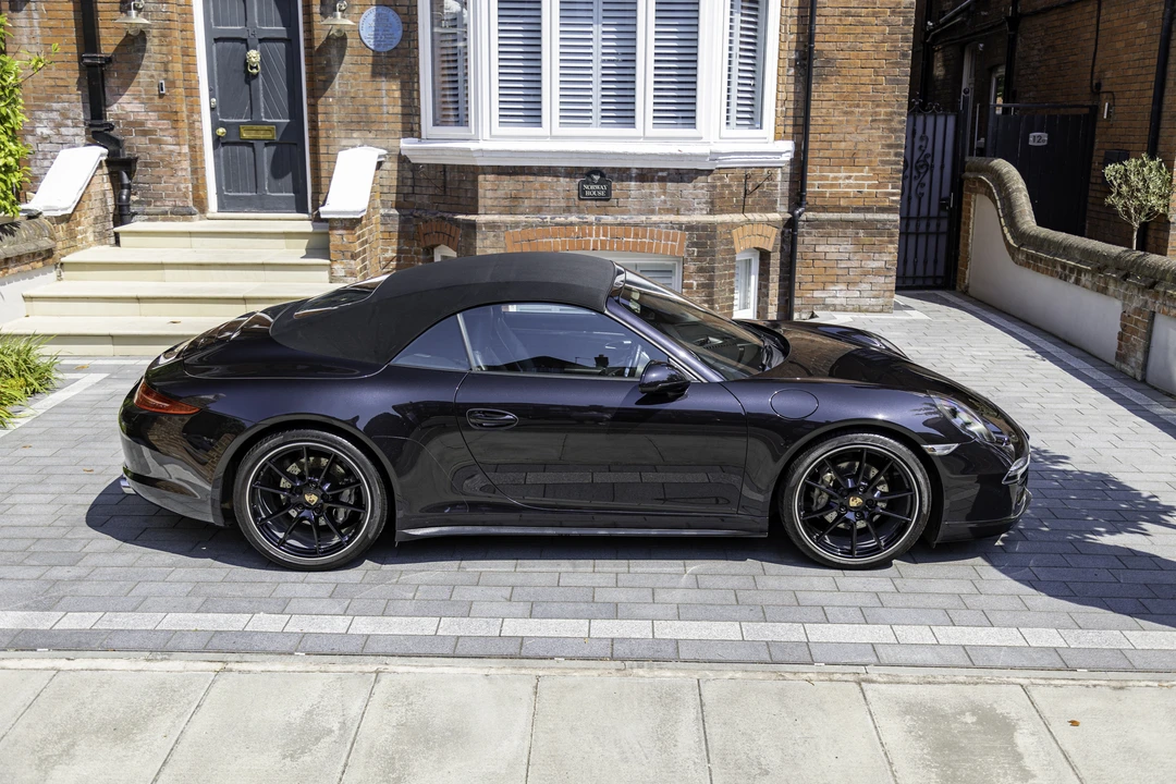 2014 Porsche 991 Carrera 4 - Image 9 of 31