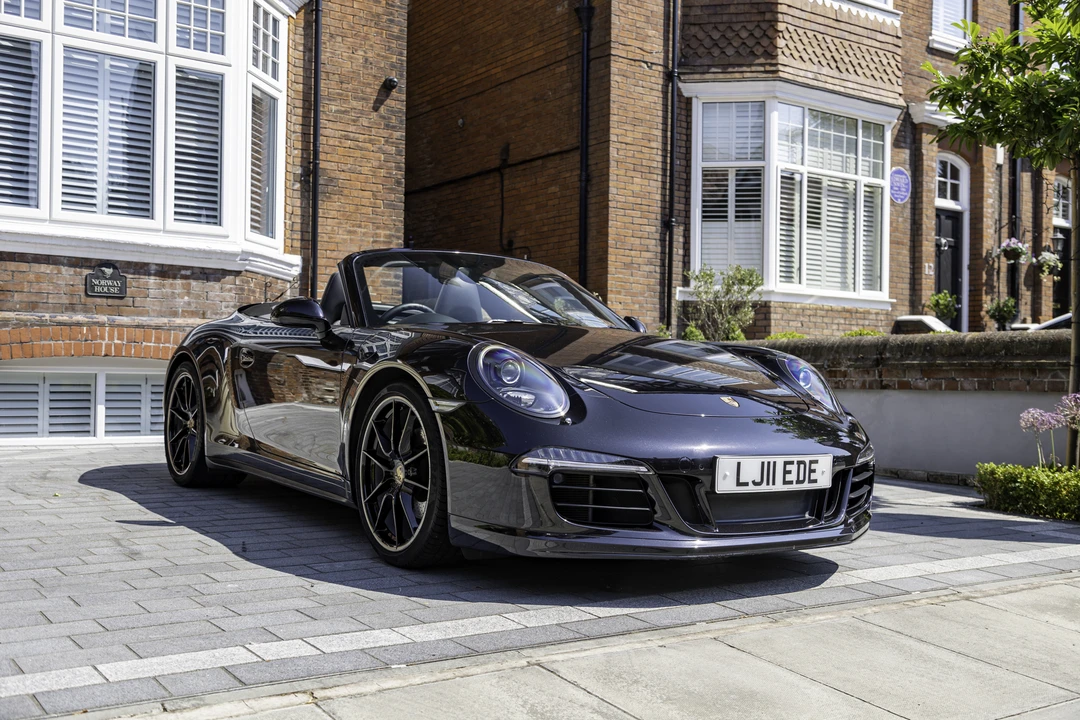 2014 Porsche 991 Carrera 4 - Image 10 of 31