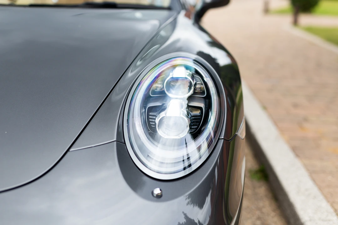 2014 Porsche 991 Carrera 4S - Image 9 of 31