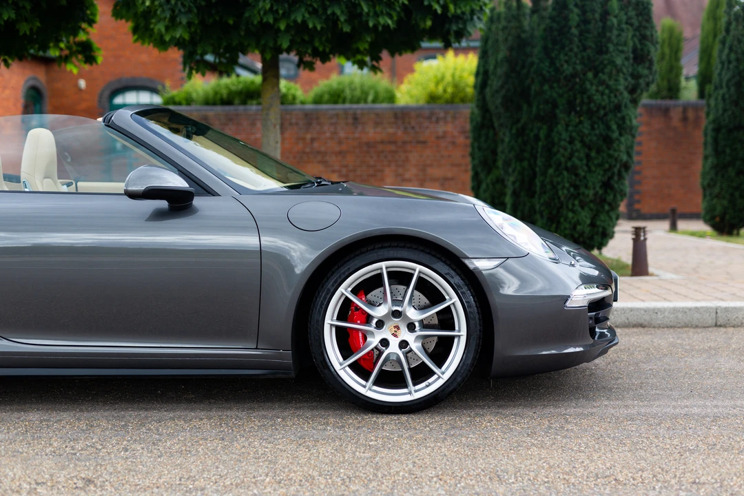 2014 Porsche 991 Carrera 4S - Image 19 of 31