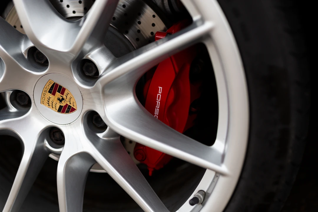 2014 Porsche 991 Carrera 4S - Image 24 of 31