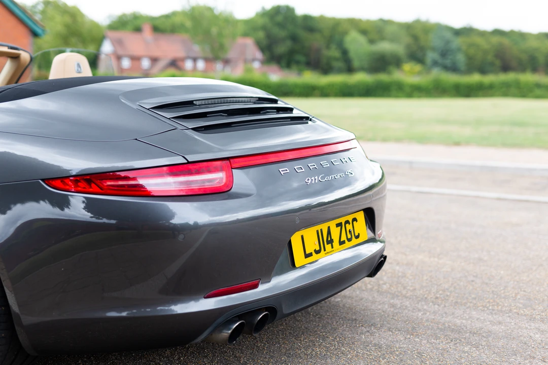 2014 Porsche 991 Carrera 4S - Image 28 of 31