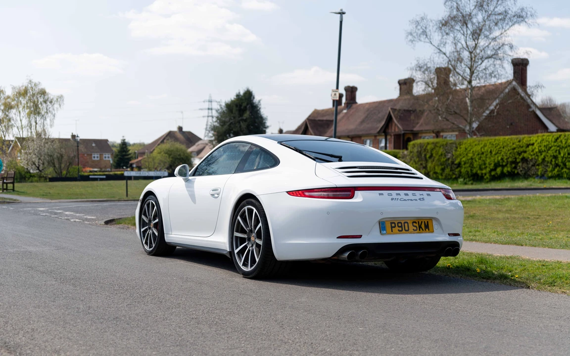 2014 Porsche 991 Carrera 4S - Image 16 of 31