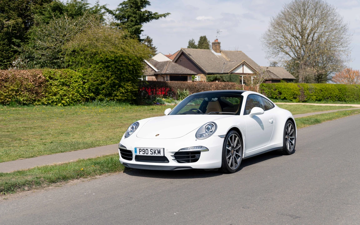 2014 Porsche 991 Carrera 4S - Image 9 of 31