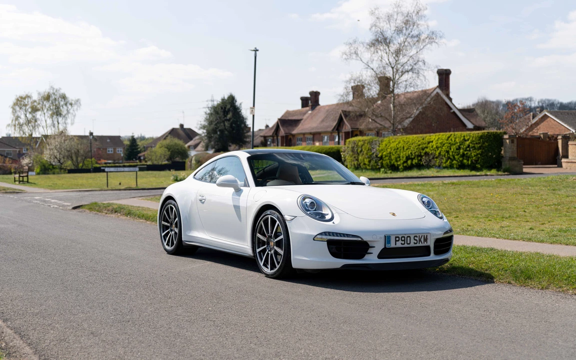 2014 Porsche 991 Carrera 4S - Image 28 of 31