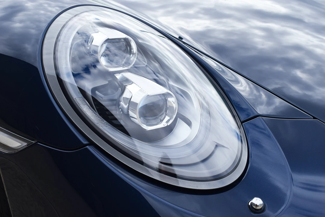 2014 Porsche 991 Targa 4 & 4S - Image 16 of 31