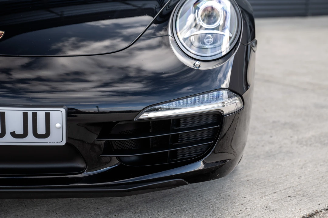 2014 Porsche 991 Carrera - Image 27 of 31