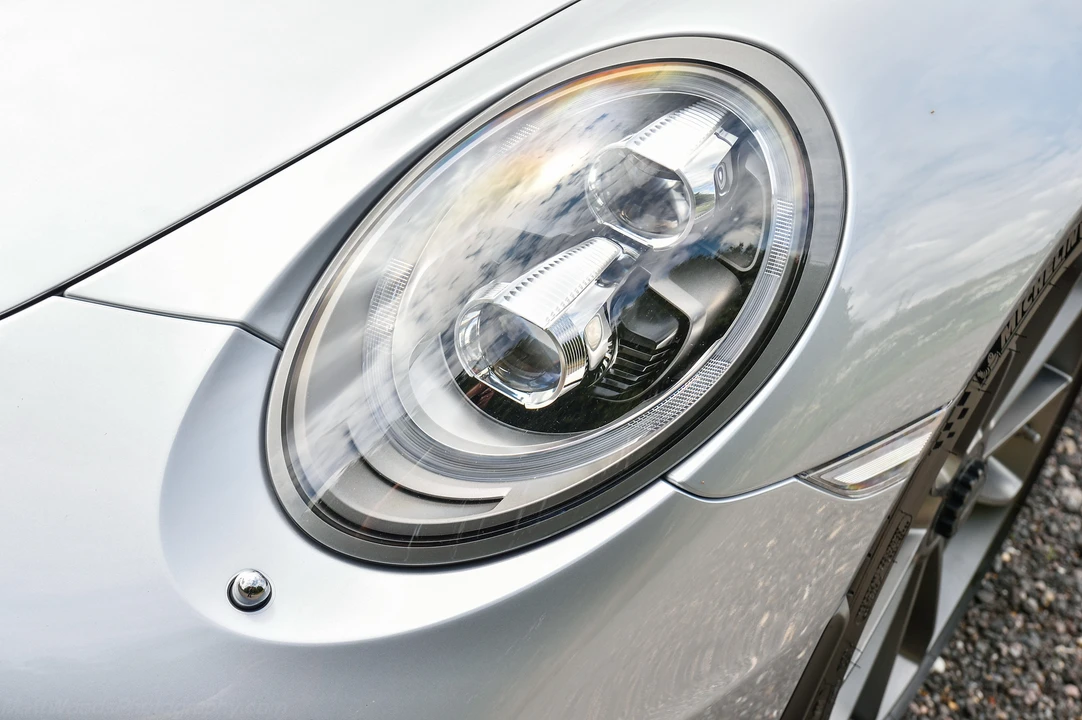2014 Porsche 991 Carrera - Image 25 of 31