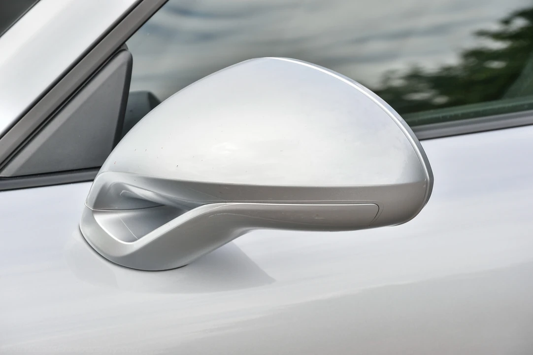 2014 Porsche 991 Carrera - Image 28 of 31