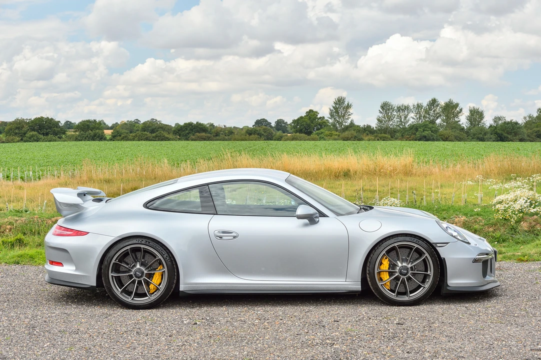 2014 Porsche 991 Carrera - Image 16 of 31