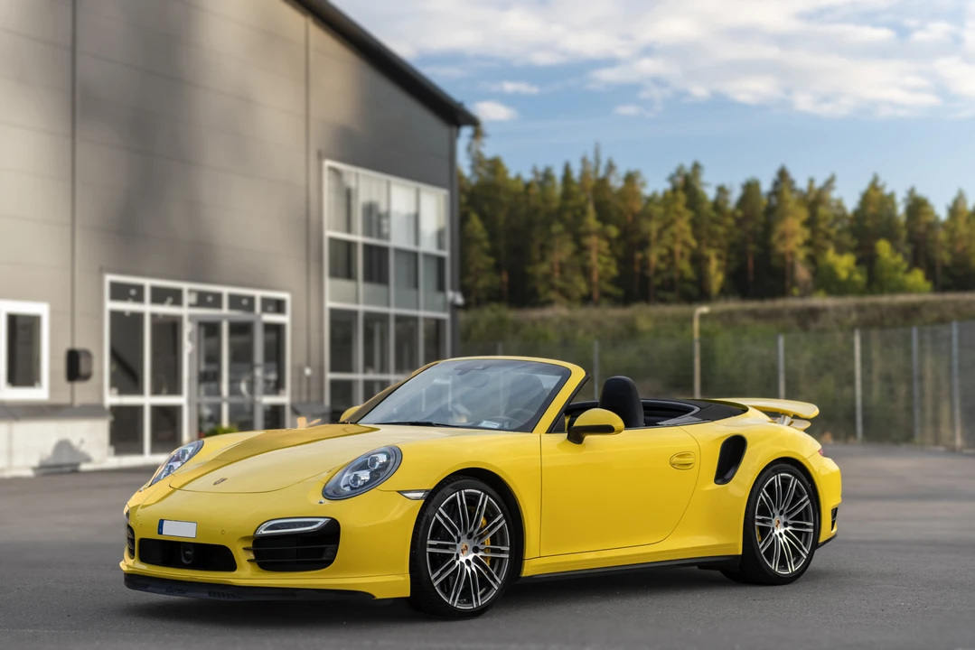 2014 Porsche 991 Turbo - Image 4 of 31