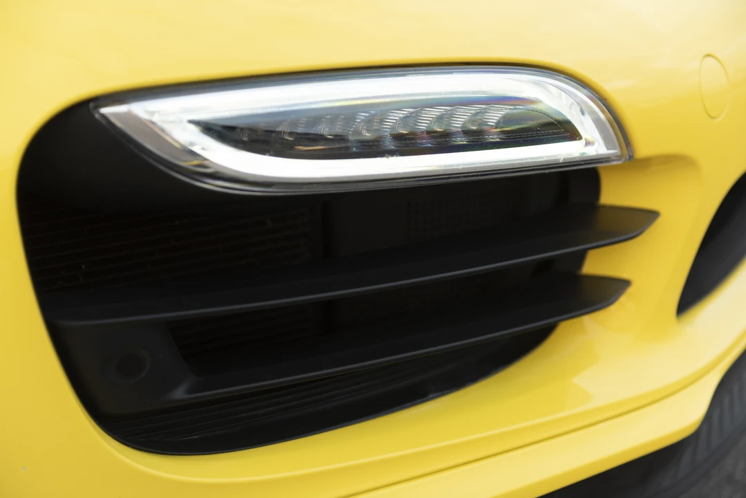 2014 Porsche 991 Turbo - Image 17 of 31