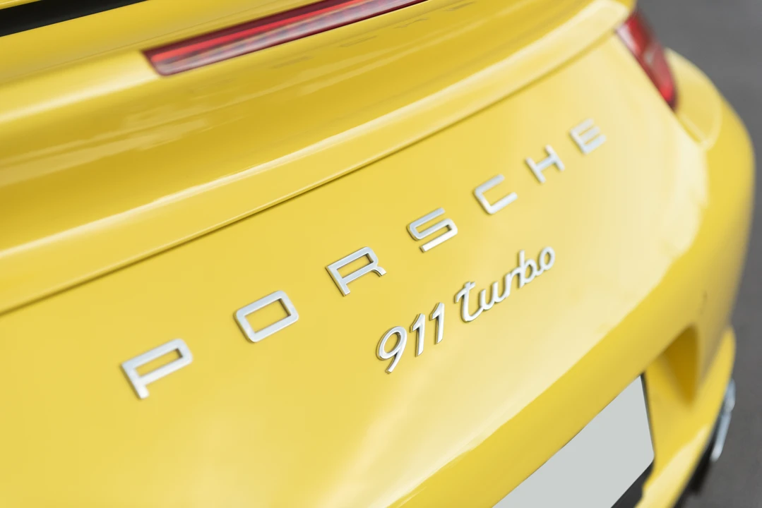 2014 Porsche 991 Turbo - Image 27 of 31