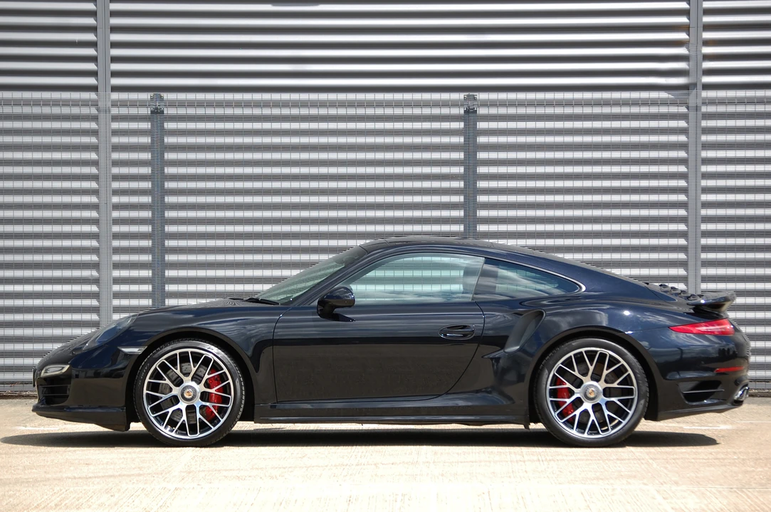 2014 Porsche 991 Turbo - Image 7 of 31